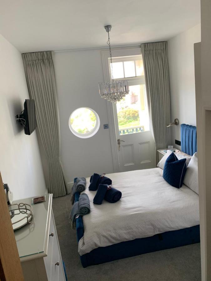 Lazy Waves Boutique B&B New Quay Esterno foto
