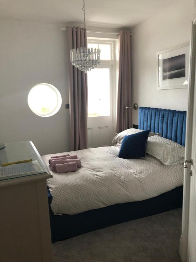 Lazy Waves Boutique B&B New Quay Esterno foto